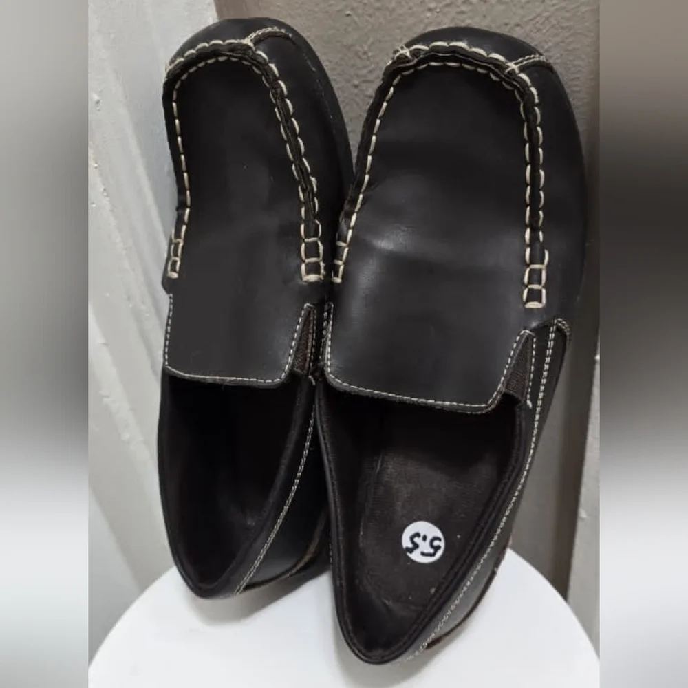 Brown Shoe Company Leather Sean II Loafers Size 5.5🌴